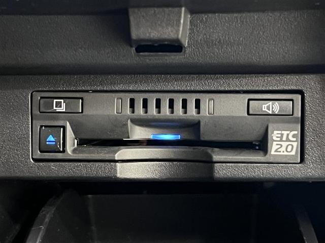 アルファード ２．５Ｓ　Ｃパッケージ　認定中古車　トヨタセーフティセンス　チルトアップ＆スライドムーンルーフ　ディスプレイオーディオ　後席モニター　ＥＴＣ２．０　デジタルインナーミラー　ベンチレーションシート　パワーバックドア　点検記録簿（23枚目）