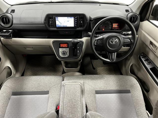 パッソ Ｘ　ＬパッケージＳ　認定中古車　衝突被害軽減ブレーキ　オートハイビーム　７インチＳＤナビ　ワンセグＴＶ　ブルートゥース　ＣＤ　ＳＤ　バックモニター　ＥＴＣ　オートエアコン　ベンチシート　スペアタイヤ　電子カードキー（9枚目）