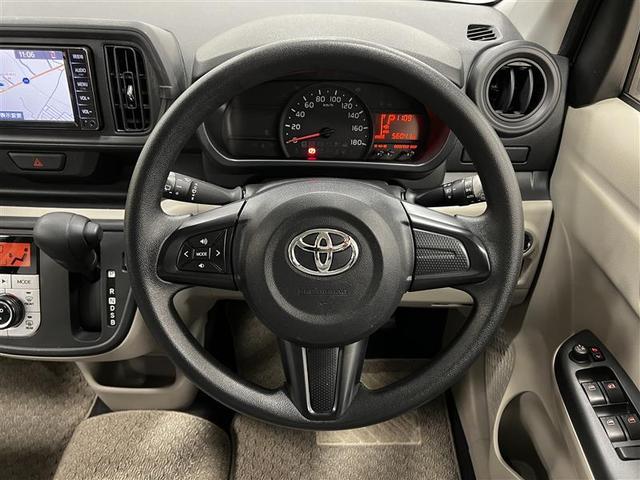 パッソ Ｘ　ＬパッケージＳ　認定中古車　衝突被害軽減ブレーキ　オートハイビーム　７インチＳＤナビ　ワンセグＴＶ　ブルートゥース　ＣＤ　ＳＤ　バックモニター　ＥＴＣ　オートエアコン　ベンチシート　スペアタイヤ　電子カードキー（10枚目）