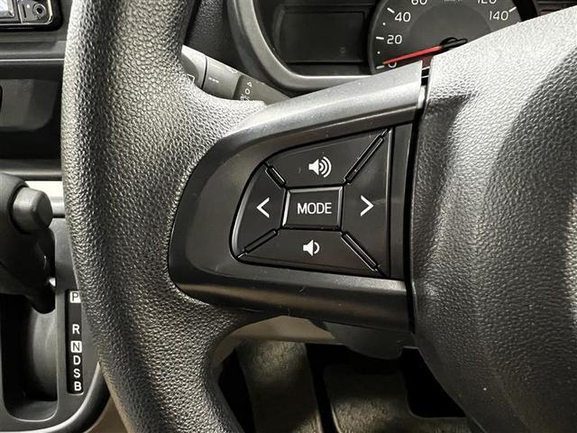 パッソ Ｘ　ＬパッケージＳ　認定中古車　衝突被害軽減ブレーキ　オートハイビーム　７インチＳＤナビ　ワンセグＴＶ　ブルートゥース　ＣＤ　ＳＤ　バックモニター　ＥＴＣ　オートエアコン　ベンチシート　スペアタイヤ　電子カードキー（11枚目）