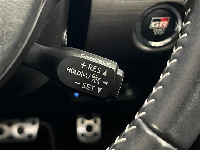 �A�_�v�e�B�u�N���[�Y�R���g���[���I��肵�����x�ƎԊԋ������ێ����Ȃ��瑖�s���邱�Ƃ��o���܂��I