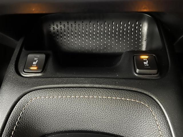 カローラツーリング ハイブリッド ダブルバイビー 認定中古車 追突軽減ブレーキ LEDヘッドライト オートマチックハイビーム 全車速追従機能レーダークルーズコントロール 9インチナビ USB ブルートゥース フルセグ バックガイドモニター(19枚目)