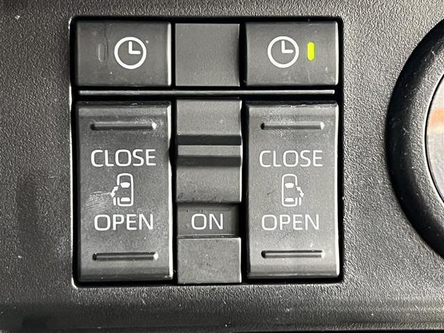 ルーミー カスタムG-T 認定中古車 追突軽減ブレーキ LEDヘッドライト アダプティブドライビングビーム LEDフォグランプ 7インチメモリーナビ フルセグ ブルートゥース CD DVD SD バックガイドモニター ETC(28枚目)