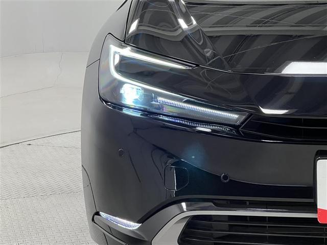 プリウス Z 認定中古車 禁煙車 追突軽減ブレーキ LEDヘッドライト オートマチックハイビーム ハンドルヒーター ディスプレイオーディオ フルセグ パノラミックビューモニター シートヒーター ETC2.0(5枚目)