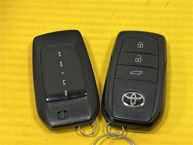 プリウス Z 認定中古車 禁煙車 追突軽減ブレーキ LEDヘッドライト オートマチックハイビーム ハンドルヒーター ディスプレイオーディオ フルセグ パノラミックビューモニター シートヒーター ETC2.0(36枚目)