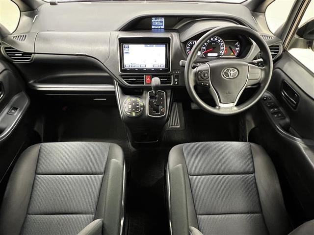 ノア X エアコン ダブルエアコン アルミ フルセグTV キーレスキー プリクラッシュセーフティ Aストップ ワンオーナー スマートキー LEDヘッドライト ESC ETC 4WD ABS エアバッグ パワステ(9枚目)