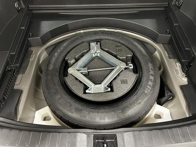 ＲＡＶ４ ハイブリッドＧ　点検記録簿　ＬＥＤライト　アルミ　フルセグＴＶ　横滑り防止　盗難防止装置　オートエアコン　電動シート　クルーズＣ　キーレス　スマートキー　ＴＶナビ　ワンオーナー車　メモリーナビ　エアバッグ　ＥＴＣ（8枚目）