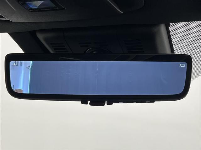 クラウンクロスオーバー Ｇアドバンスド　テレビ　プリクラッシュブレーキ　本革　試乗車　横滑防止装置　Ｐシート　Ｂカメラ　フルセグテレビ　オートエアコン　スマキー　クルコン　ＡＣ１００Ｖ　ドライブレコーダー　ＡＵＸ　ＬＥＤヘッドライト　ＥＴＣ（15枚目）