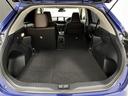 荷室は必要十分な広さ!リヤシートは4:2:4分割可倒式!