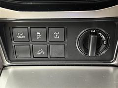 ���ե��������Ԥ˸�������®ȯ�ʤ������ҥ륢�����ȥ���ȥ�����ʣģ��áˡ����󥿡��ǥե��å��ʤɤ����إ����å������եȥ�С����ˤ���ޤ��� 6