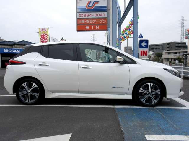 X Vセレクション メモリーナビ付き・社有車アップ(9枚目)