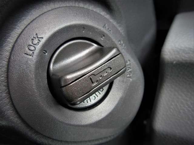 NV200バネットバン プレミアムGX 乗車定員5人 積載量600Kg インテリジェントキ- プライバシ-ガラス 両側スライドドア スライドサイドウィンドウ パワ-ウィンドウ 前後ドラレコ バックカメラ フォグランプ 日産ワイド保証付帯(15枚目)