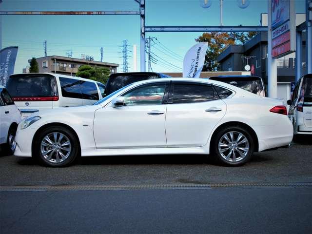 フーガ 370VIP BOSEサウンド VIPパッケ-ジ セミアニリン本革 PWシ-ト エアコンディショニングシ-ト アクティブクルコン 前後ドラレコ 車線逸脱防止 キセノンライト フロントエアロバンパ- 日産ワイド保証(7枚目)