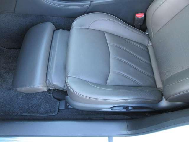 フーガ 370VIP BOSEサウンド VIPパッケ-ジ セミアニリン本革 PWシ-ト エアコンディショニングシ-ト アクティブクルコン 前後ドラレコ 車線逸脱防止 キセノンライト フロントエアロバンパ- 日産ワイド保証(18枚目)