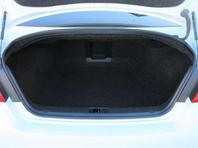 フーガ 370VIP BOSEサウンド VIPパッケ-ジ セミアニリン本革 PWシ-ト エアコンディショニングシ-ト アクティブクルコン 前後ドラレコ 車線逸脱防止 キセノンライト フロントエアロバンパ- 日産ワイド保証(20枚目)