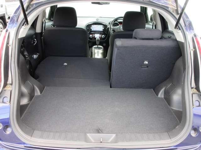 ジューク 1.6 16GT FOUR ドレスアップ 4WD メモリ-ナビ インタ-ク-ラ-付タ-ボ(19枚目)