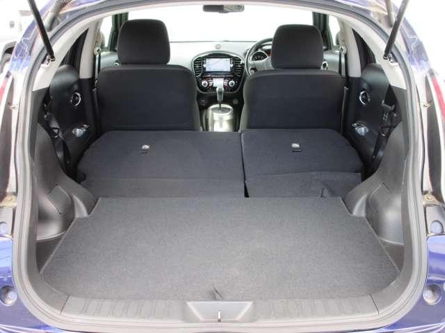 ジューク 1.6 16GT FOUR ドレスアップ 4WD メモリ-ナビ インタ-ク-ラ-付タ-ボ(20枚目)