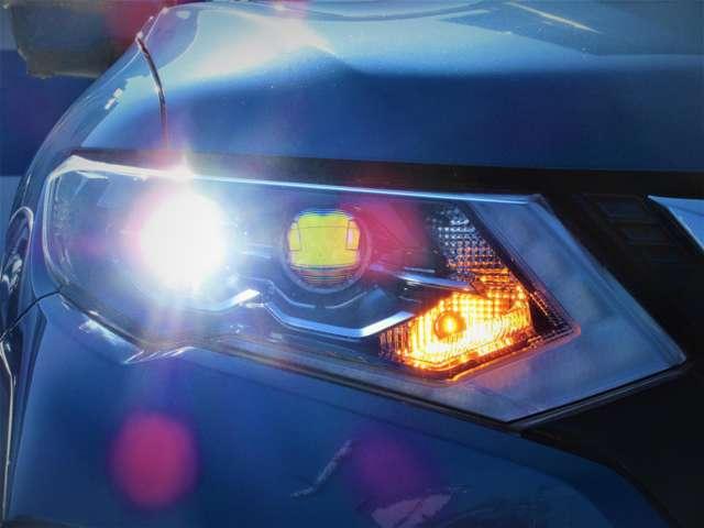 エクストレイル 20X 下取ワンオ-ナ-◆プロパイロット◆ドラレコ◆日産コネクトナビ◆アラウンドビュー◆全席シ-トヒ-タ-◆LEDライト◆ハイビ-ムアシスト◆衝突被害軽減ブレ-キ◆踏み間違い防止◆障害物センサ-◆車線逸脱警報(5枚目)