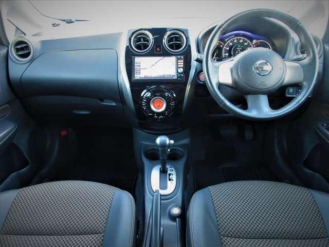 ノート １．２　メダリスト　エマージェンシーブレーキ　パッケージ　下取ワンオ－ナ－　純正メモリ－ナビ　ＥＴＣ（4枚目）