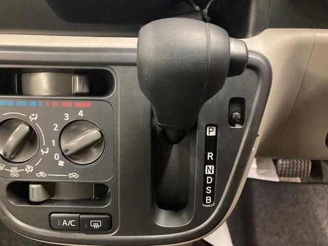 X S 走行17600km 衝突被害軽減装置 i-stop 横滑防止装置 パワーウィンドウ キ-レス ワンオーナーカー スマートキー&プッシュスタート オートエアコン メモリ-ナビ ワンセグTV(28枚目)