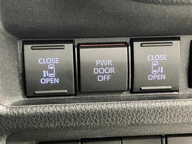 シエンタ ハイブリッドＺ　ＴＳＳ　ワンオーナ　エアバック　アルミ　キーレスエントリー　ナビＴＶ　イモビライザー　バックモニター　ＬＥＤヘッドライト　ＥＴＣ車載器　横滑り防止　スマートキー　オートエアコン　サイドエアバッグ（10枚目）