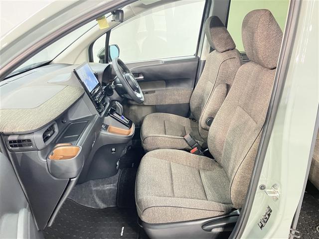 シエンタ ハイブリッドＺ　ＴＳＳ　ワンオーナ　エアバック　アルミ　キーレスエントリー　ナビＴＶ　イモビライザー　バックモニター　ＬＥＤヘッドライト　ＥＴＣ車載器　横滑り防止　スマートキー　オートエアコン　サイドエアバッグ（16枚目）