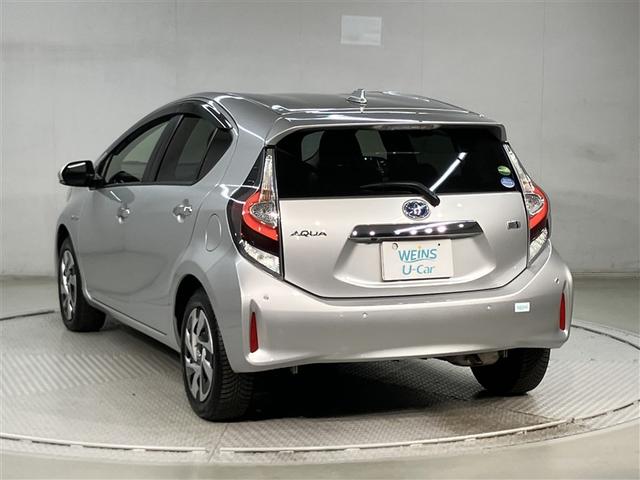 アクア Sスタイルブラック AUX端子 バックモニタ- 地デジフルセグ ナビTV イモビライザー LEDライト スマートキープッシュスタート 1オーナー Wエアバッグ キーフリ メモリーナビゲーション 横滑り防止装置付き ABS(4枚目)