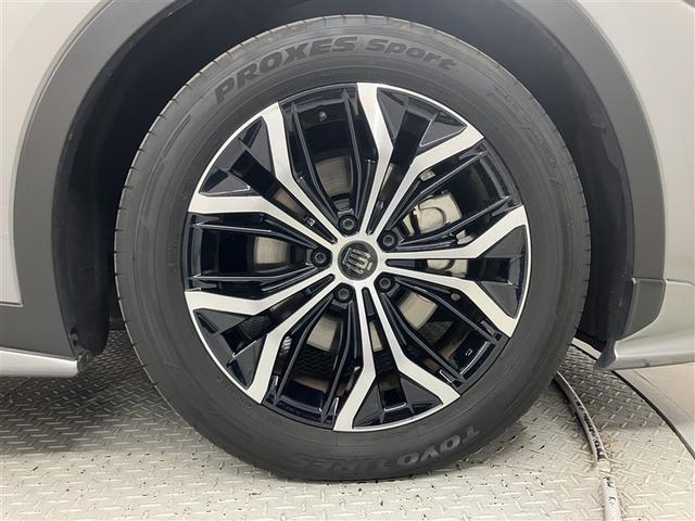 クラウンクロスオーバー Ｇアドバンスド　衝突軽減装置　フルセグテレビ　クルコン　横滑防止装置　ドライブレコーダー　ＬＥＤヘッドライト　Ｂカメラ　Ｐシート　ＥＴＣ　オートエアコン　ＡＣ１００Ｖ電源　ＡＵＸ　エアバッグ　４ＷＤ　キーレス　ＡＢＳ（24枚目）