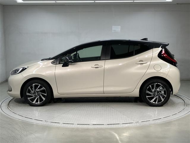 アクア Ｚ　ＬＥＤヘッドライト　スマートキー　１００Ｖ電源　イモビライザー　アルミホイール　オートクルーズコントロール　点検記録簿　エアコン　ＥＳＣ　ナビ　カーテンエアバッグ　ＥＴＣ　キーレス　パワーウインドウ（2枚目）