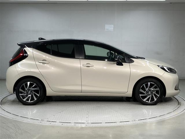 アクア Ｚ　ＬＥＤヘッドライト　スマートキー　１００Ｖ電源　イモビライザー　アルミホイール　オートクルーズコントロール　点検記録簿　エアコン　ＥＳＣ　ナビ　カーテンエアバッグ　ＥＴＣ　キーレス　パワーウインドウ（3枚目）