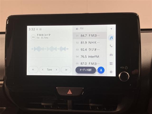 ヤリス G バックモニタ- 誤発進抑制機能 スマートキー 盗難防止装置 横滑り防止機能 キーレス ETC オートエアコン ABS 運転席エアバック サイドエアバッグ ミュージックプレイヤー接続可 パワーウィンドウ(6枚目)