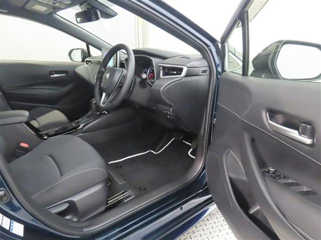 カローラスポーツ Ｇ　トヨタ認定中古車　禁煙車　ワンオーナー　ＥＴＣ２．０　４ＷＤ（8枚目）