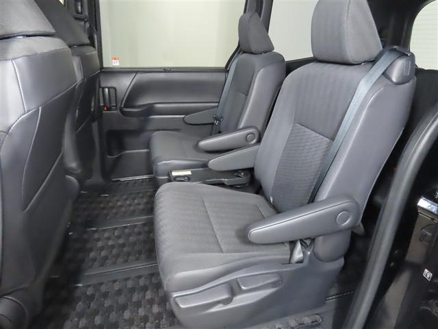 ヴォクシー ハイブリッドＳ－Ｇ　トヨタ認定中古車　禁煙車　ワンオーナー　ＥＴＣ２．０　７人乗り（11枚目）