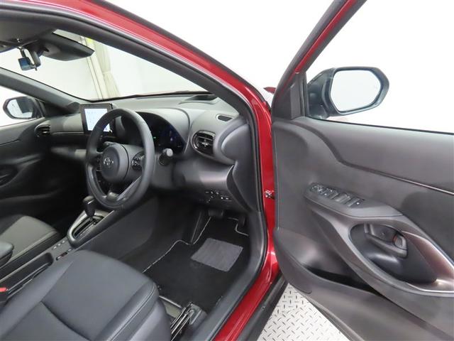 ヤリスクロス ハイブリッドZ 弊社試乗車 パノラミックビューモニター シートヒーター(8枚目)