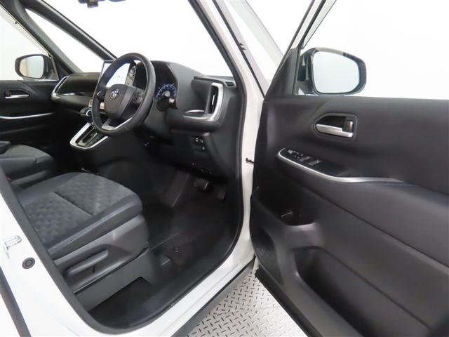 ヴォクシー Ｓ－Ｚ　禁煙車　ワンオーナー　後席モニター　コネクテッドナビＰＬＵＳ　快適利便パッケージ　ＥＴＣ２．０（9枚目）