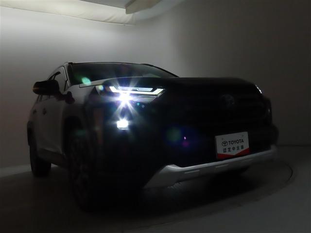 ＲＡＶ４ ハイブリッドアドベンチャー　トヨタ認定中古車　禁煙車　ワンオーナー　ＥＴＣ２．０　パノラミックビューモニター（18枚目）