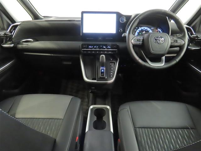 ノア ハイブリッドＳ－Ｚ　トヨタ認定中古車　禁煙車　ワンオーナー　後席モニター　４ＷＤ　快適利便パッケージ（3枚目）