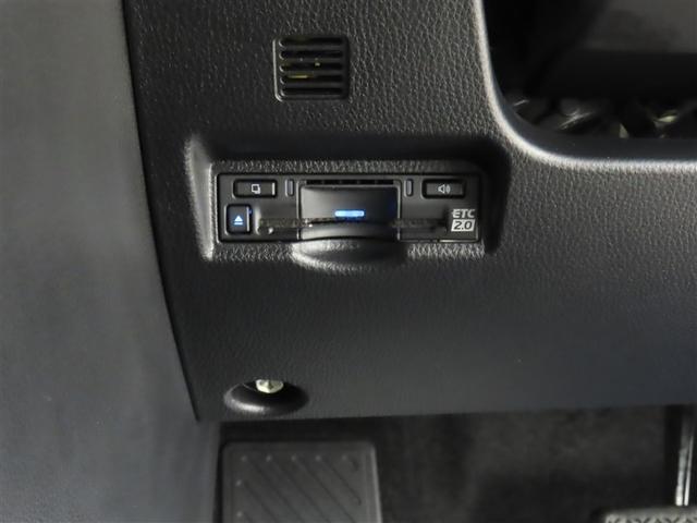 ノア ハイブリッドＳ－Ｚ　トヨタ認定中古車　禁煙車　ワンオーナー　後席モニター　４ＷＤ　快適利便パッケージ（14枚目）