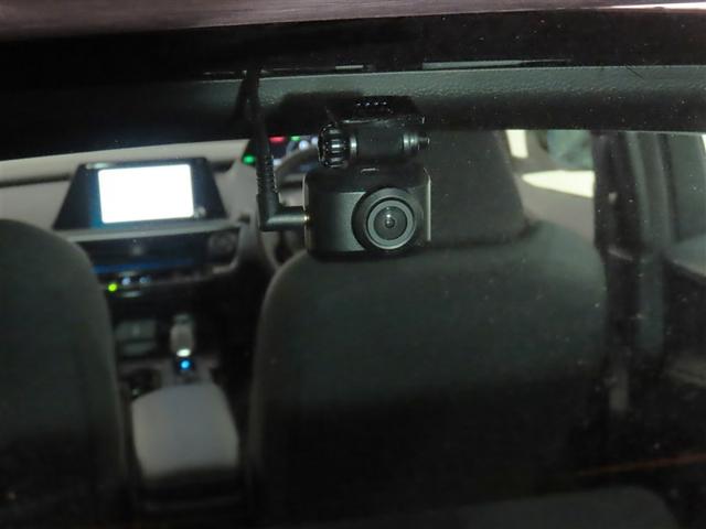 プリウス Ｇ　トヨタ認定中古車　禁煙車　ワンオーナー　パノラミックビューモニター　シートヒーター（22枚目）