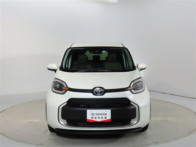 シエンタ ハイブリッドＺ　初売りフェアー対象車　トヨタ認定中古車　５人乗り　禁煙車　ワンオーナー　パノラミックビューモニター　ＥＴＣ２．０　シートヒーター（5枚目）