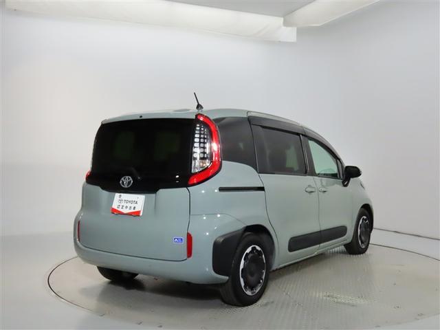 シエンタ Ｚ　トヨタ認定中古車　５人乗り　禁煙車　ワンオーナー　パノラミックビューモニター（14枚目）