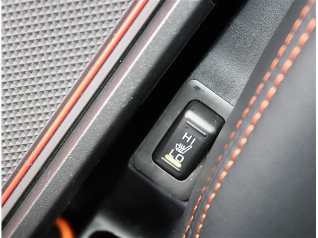 デリカＤ：５ アクティブギア　１０型フローティングナビ　フリップダウン　Ｂカメラ　ＥＴＣ　クルコン　スマートキー　ディスチャージライト　１８ＡＷ　両側電動スライド　シートヒーター　ハーフレザーシート　パドルシフト　７人乗（17枚目）