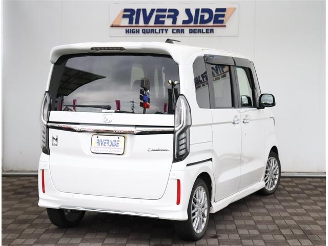 HONDA N-BOX CUSTOM L TURBO