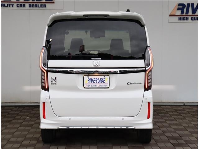 HONDA N-BOX CUSTOM L TURBO