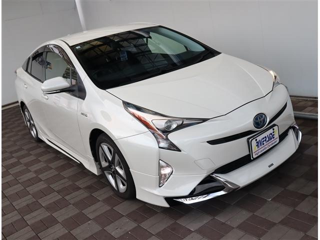 TOYOTA PRIUS S TOURING SELECTION