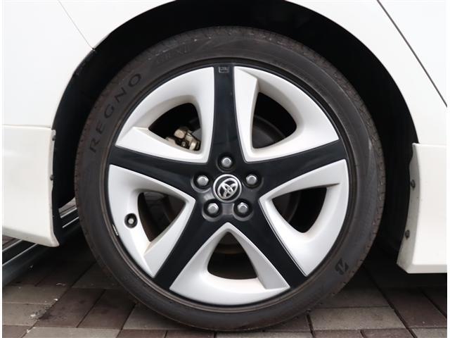 TOYOTA PRIUS S TOURING SELECTION