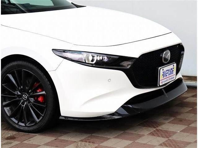 MAZDA3ファストバック 20Sバーガンディ セレクション 4WD シグネイチャースタイル BOSEサウンド8.8型ナビ スマホ連動 全方位カメラ ETC ドラレコ DVD再生 i-ACTIVSENSE 赤革シートヒーター ステアヒーター HUD 18AW(21枚目)