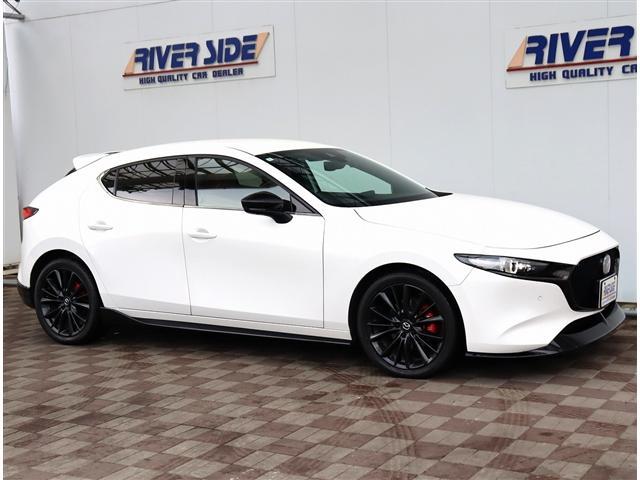 MAZDA3ファストバック 20Sバーガンディ セレクション 4WD シグネイチャースタイル BOSEサウンド8.8型ナビ スマホ連動 全方位カメラ ETC ドラレコ DVD再生 i-ACTIVSENSE 赤革シートヒーター ステアヒーター HUD 18AW(23枚目)