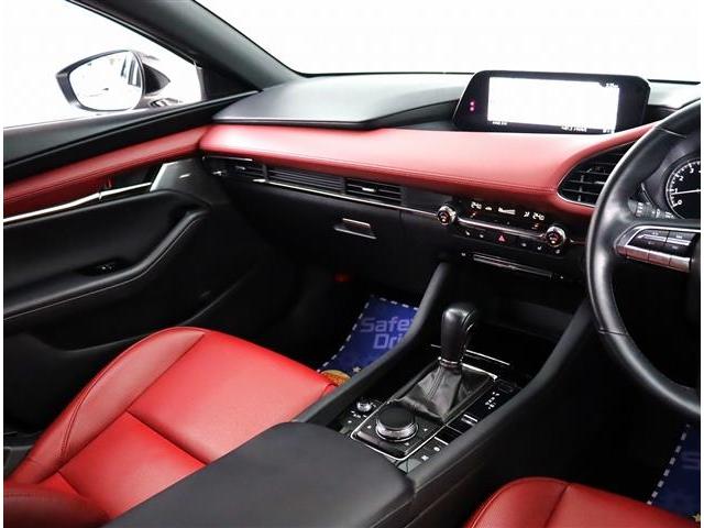 MAZDA3ファストバック 20Sバーガンディ セレクション 4WD シグネイチャースタイル BOSEサウンド8.8型ナビ スマホ連動 全方位カメラ ETC ドラレコ DVD再生 i-ACTIVSENSE 赤革シートヒーター ステアヒーター HUD 18AW(38枚目)