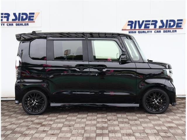 N-BOXカスタム Lターボ スタイル+ブラック 特別仕様 純正メモリーナビ フルセグ ETC ドラレコ 両側電動スライド シートヒーター ハーフレザーシート LEDライト スマートキー 専用15AW 電子パーキング ホンダセンシング(5枚目)